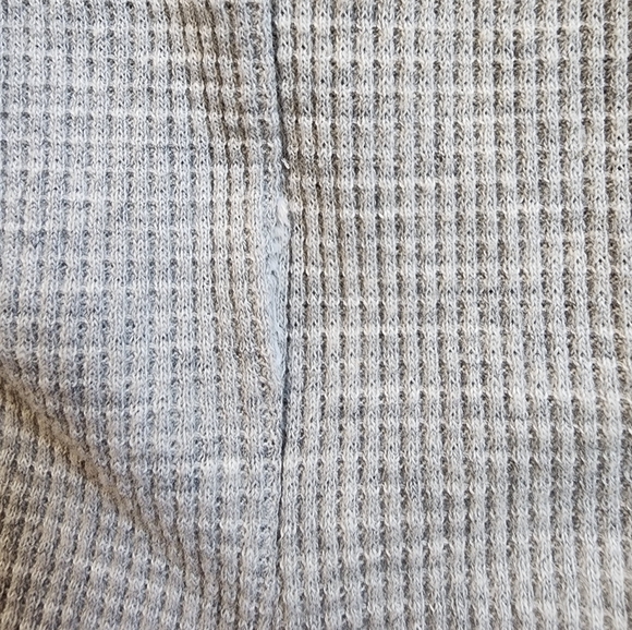 Calvin Klein Jeans Sleeveless Cropped Henley in Gray Size S - Picture 9 of 9